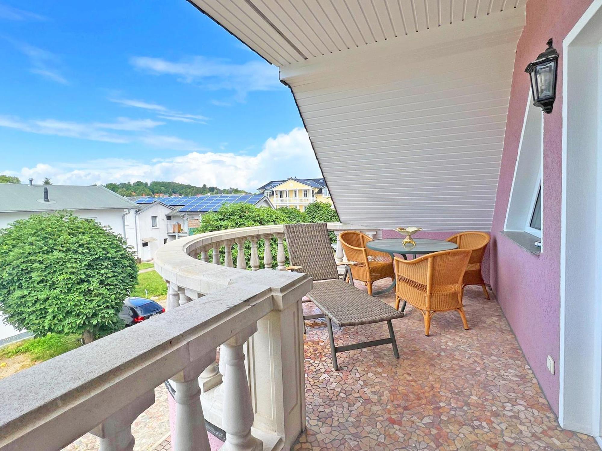 Villa Vivien Wohnung Bernstein Герен Екстер'єр фото